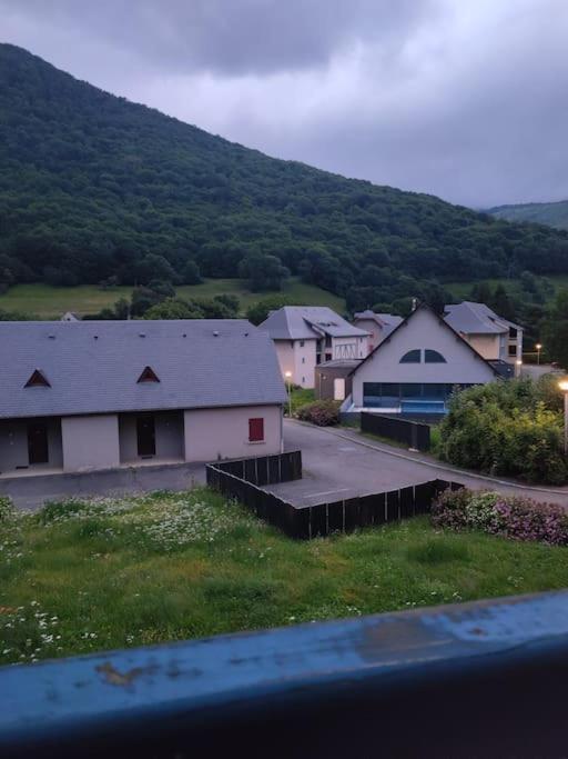 Appartement Avec Cabine Аро Екстериор снимка