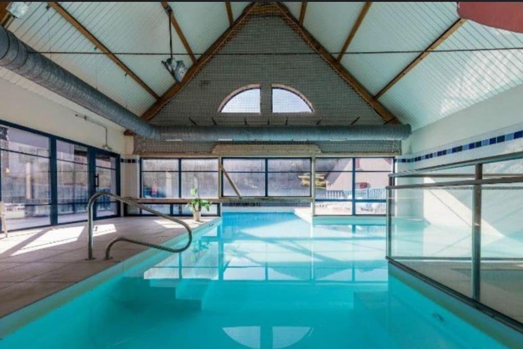 Appartement Avec Cabine Аро Екстериор снимка